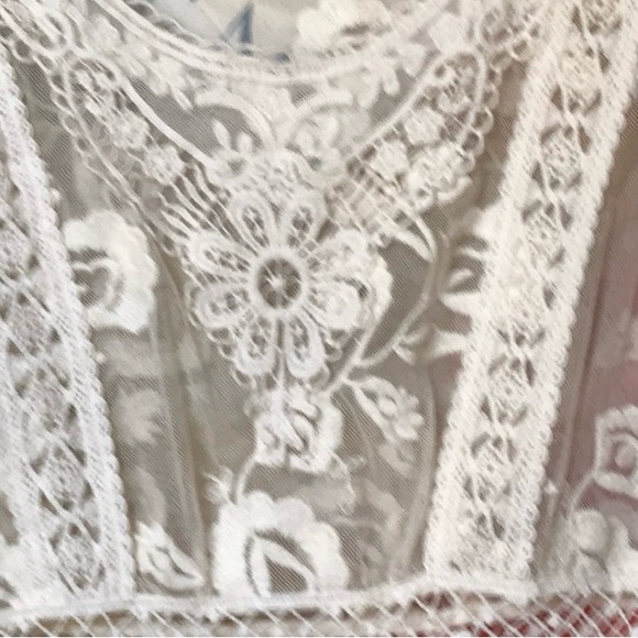 Sundance Lace Embroidered Sheer Mesh Creme/Ivory Tunic - Picture 10 of 11